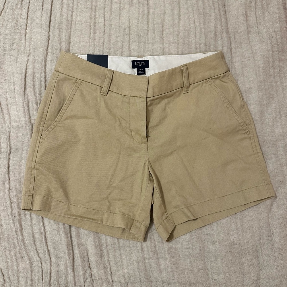 J Crew Women’s 5 inch chino shorts